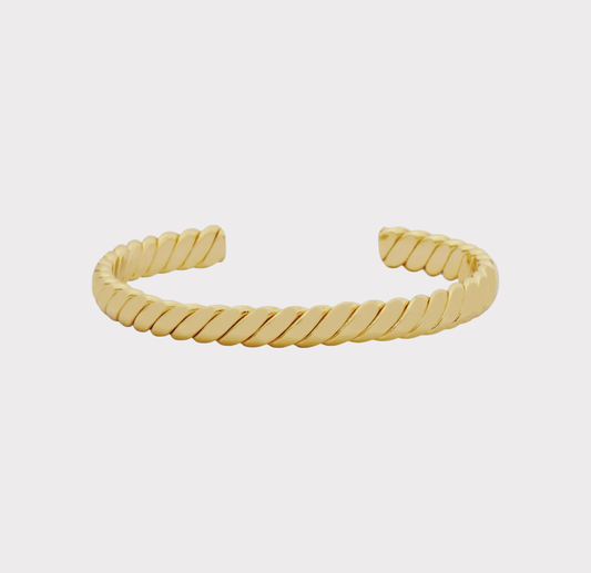 Twisted Classic Cuff