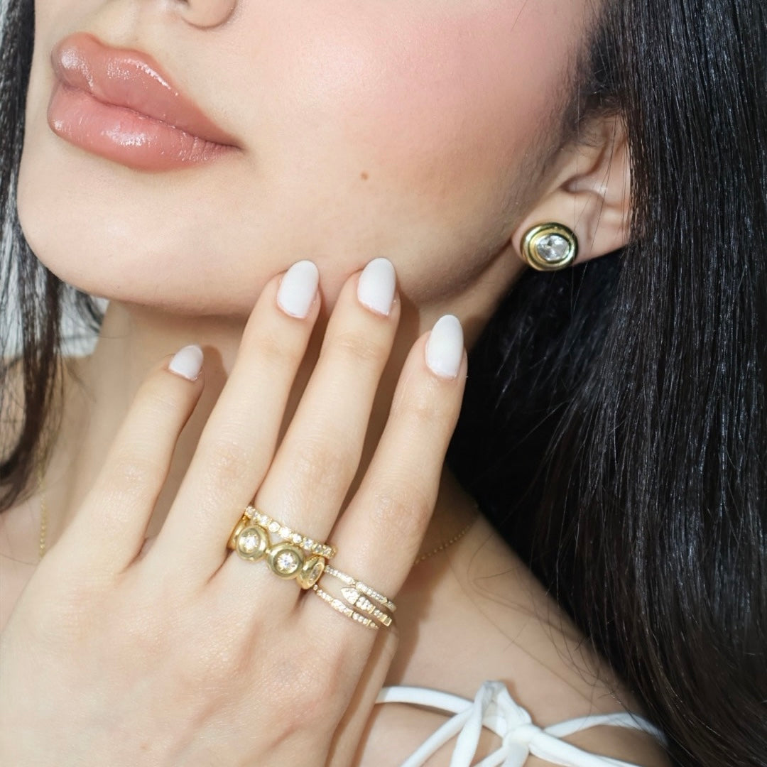 Classic Glow Studs
