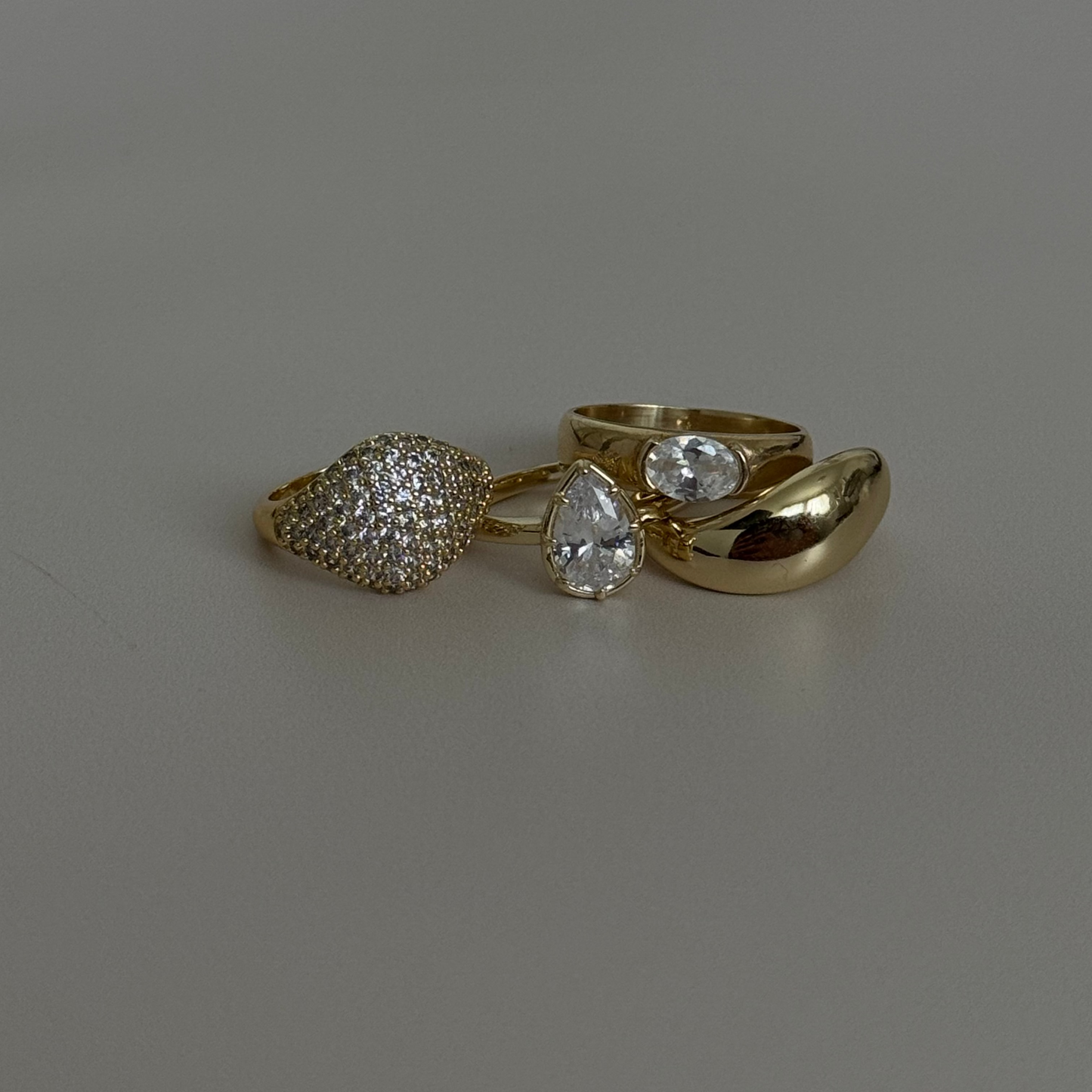 Robia Ring